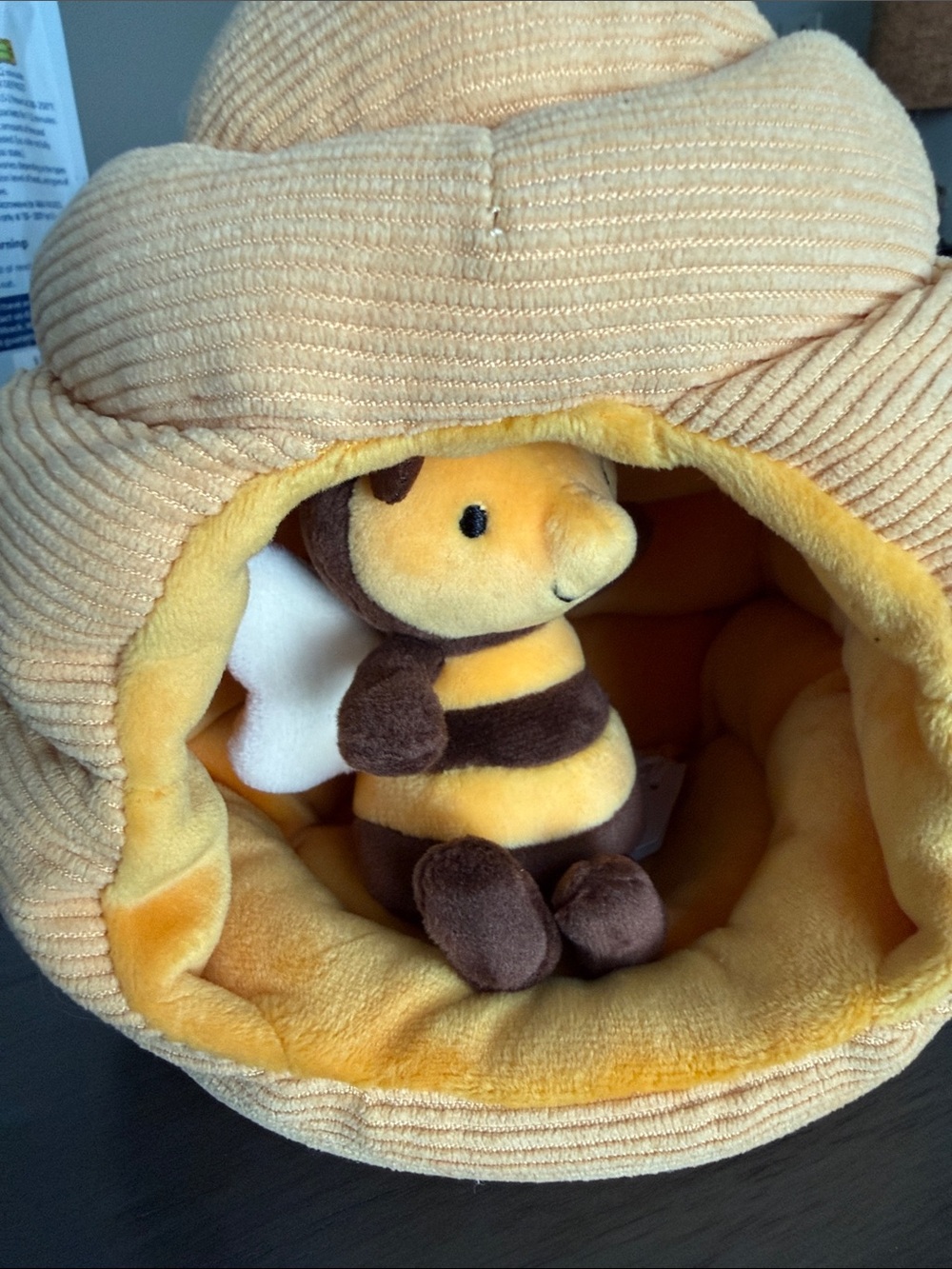 Honeyhome Bee - Retired - Picture 8 of 9